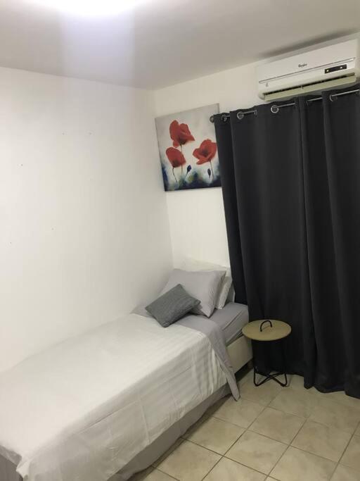 Villa Susanna 3 Bedroom 2 Bathroom House Sleeps 6Plus Willemstad Exteriér fotografie