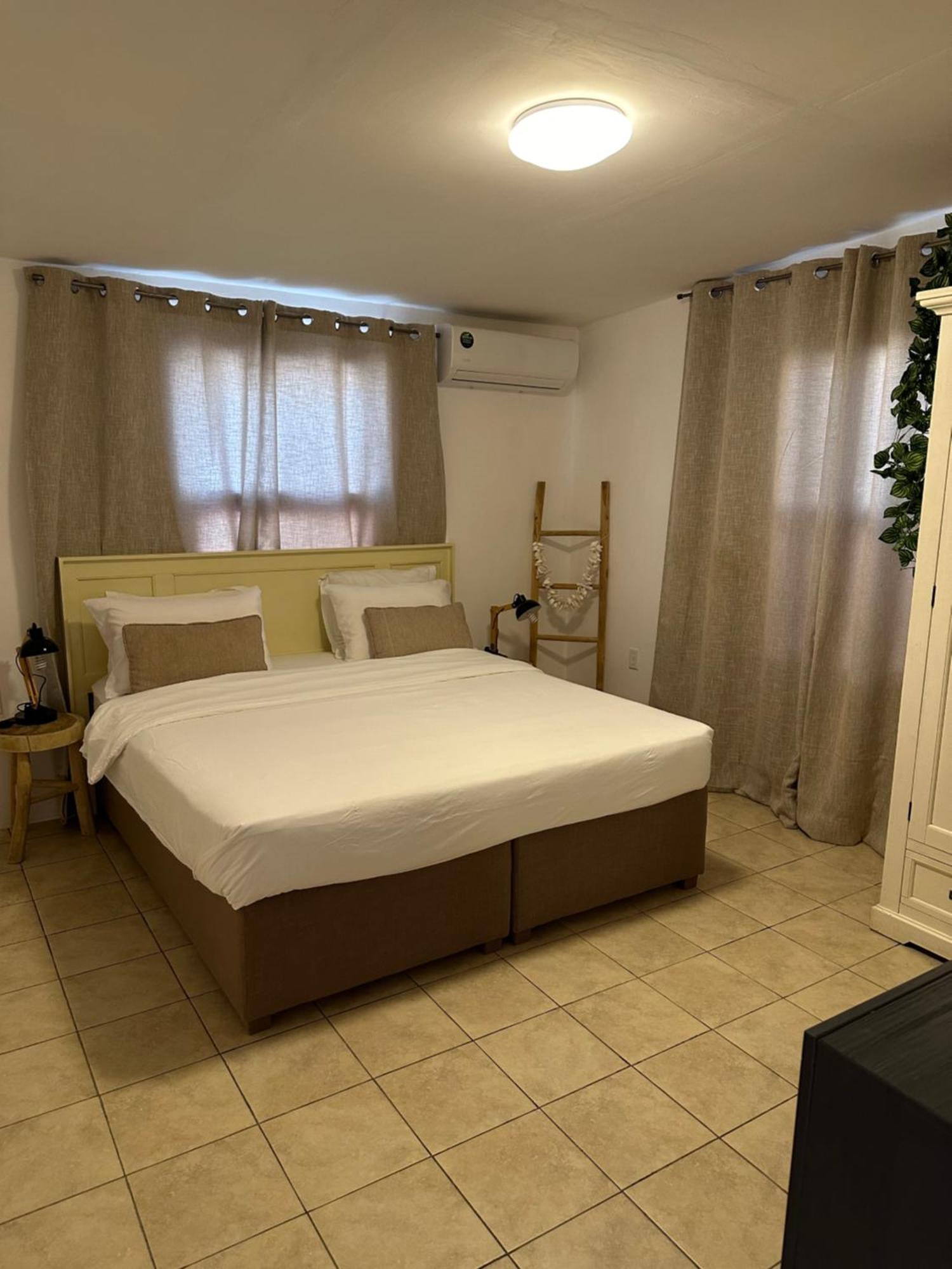 Villa Susanna 3 Bedroom 2 Bathroom House Sleeps 6Plus Willemstad Exteriér fotografie