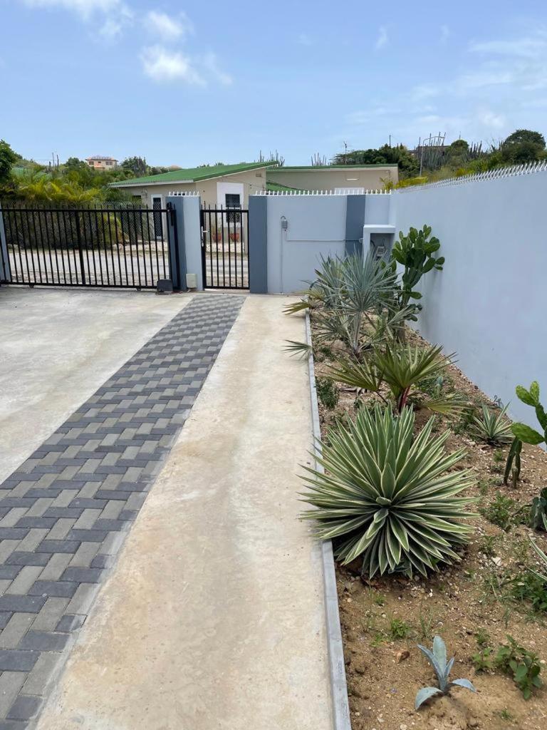 Villa Susanna 3 Bedroom 2 Bathroom House Sleeps 6Plus Willemstad Exteriér fotografie